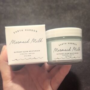 Earth Harbor Mermaid Milk Nutrient Glow Moisturizer
